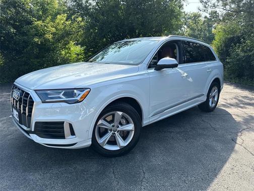 2020 Audi Q7 45 Premium Plus