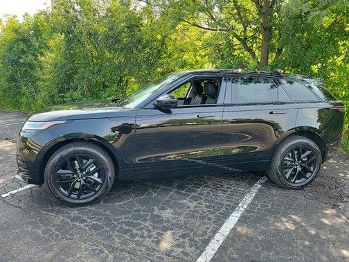 2025 Land Rover Range Rover Velar P250 Dynamic SE