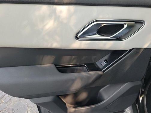 2025 Land Rover Range Rover Velar P250 Dynamic SE