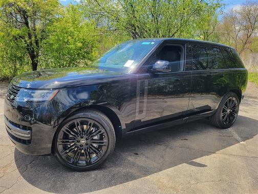 2025 Land Rover Range Rover P400 SE 7 Seat
