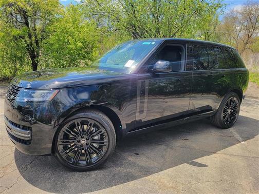 2025 Land Rover Range Rover P400 SE 7 Seat