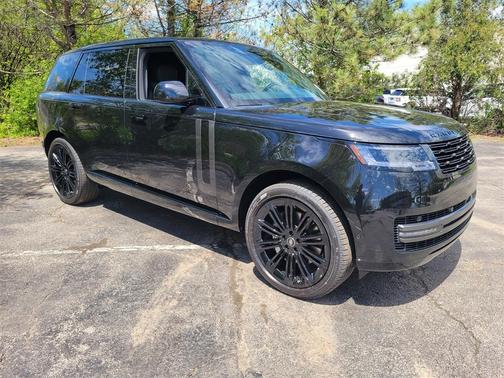 2025 Land Rover Range Rover P400 SE 7 Seat