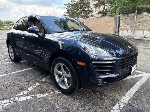 2018 Porsche Macan Base