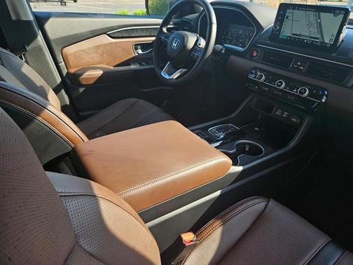 2025 Honda Pilot Elite