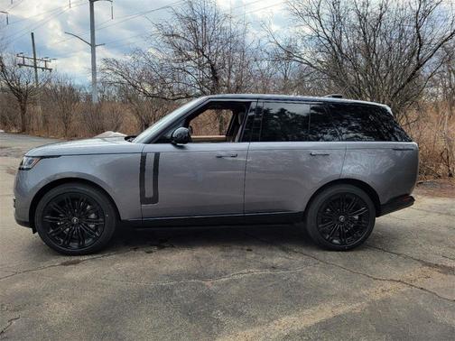 2025 Land Rover Range Rover P530 SE
