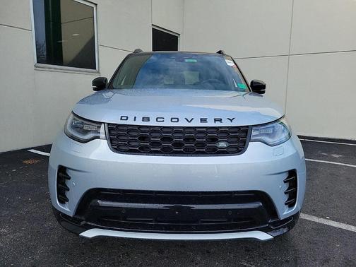 2024 Land Rover Discovery P360 Dynamic SE