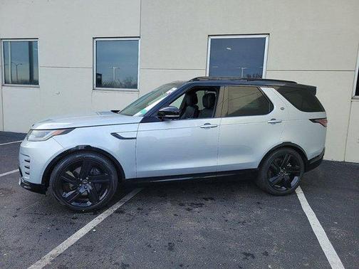 2024 Land Rover Discovery P360 Dynamic SE