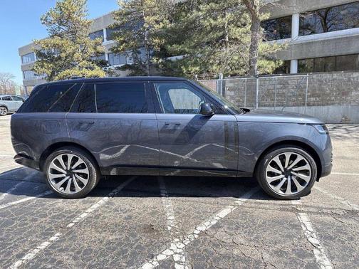 Varesine Blue 2026 Land Rover Range Rover P400 SE 7 Seat