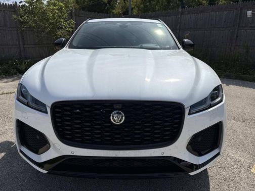 Ostuni Pearl White 2026 Jaguar F-PACE P250 R-Dynamic S