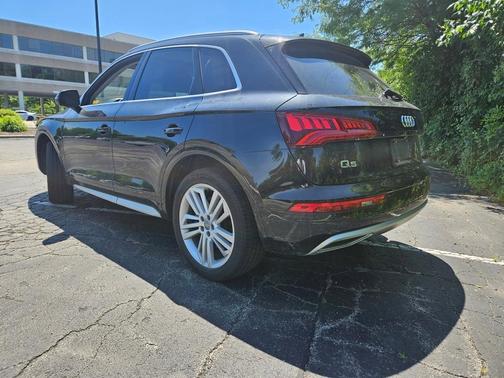 2019 Audi Q5 2.0T Premium Plus