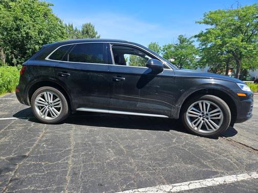 2019 Audi Q5 2.0T Premium Plus
