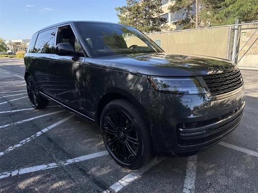 2025 Land Rover Range Rover P400 SE 7 Seat