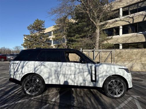 2026 Land Rover Range Rover P400 SE