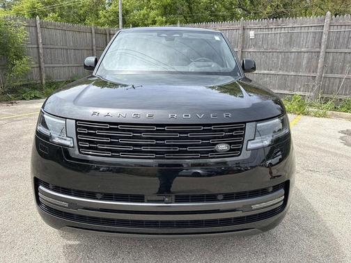 Santorini Black 2026 Land Rover Range Rover P530 SE 7 Seat