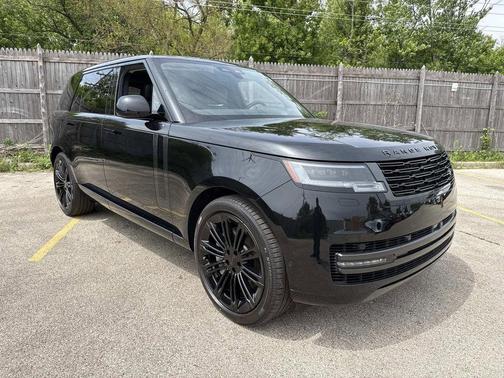 Santorini Black 2026 Land Rover Range Rover P530 SE 7 Seat