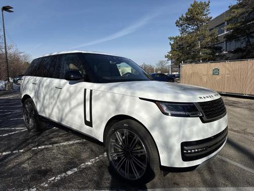 2026 Land Rover Range Rover SE