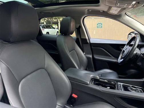 2018 Jaguar F-PACE 35t Premium