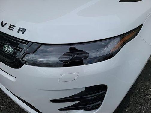2024 Land Rover Range Rover Evoque Dynamic SE