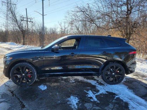 2025 Jaguar F-PACE P400 R-Dynamic S