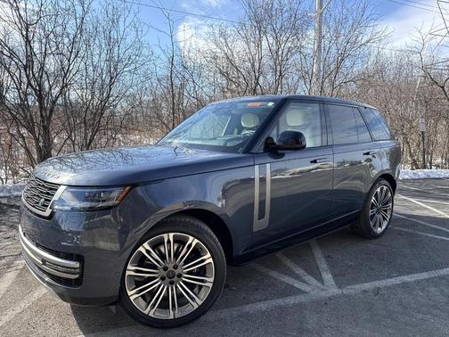 2026 Land Rover Range Rover P530 SE