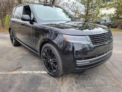 2025 Land Rover Range Rover P400 SE