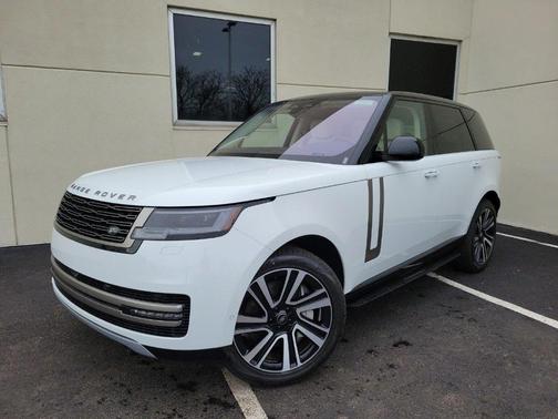 2023 Land Rover Range Rover P530 SE