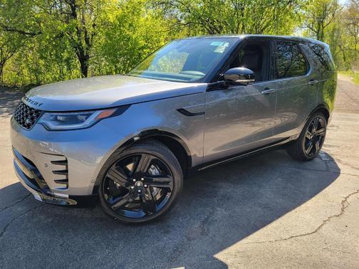 2025 Land Rover Discovery P300 Dynamic SE