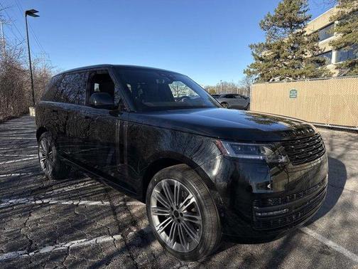 2026 Land Rover Range Rover SE