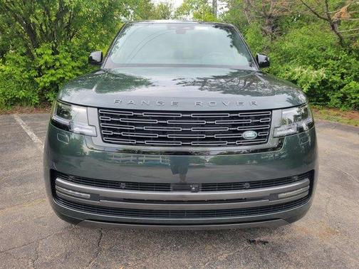 2025 Land Rover Range Rover P530 SE 7 Seat