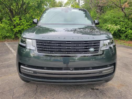 2025 Land Rover Range Rover P530 SE 7 Seat
