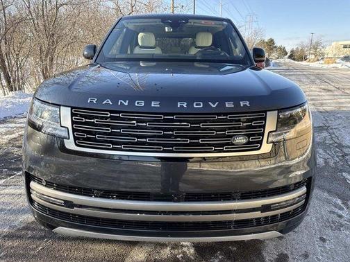 2026 Land Rover Range Rover P400 SE