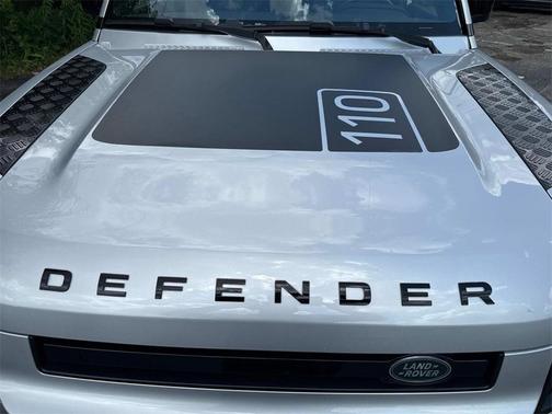 2020 Land Rover Defender 110 First Edition