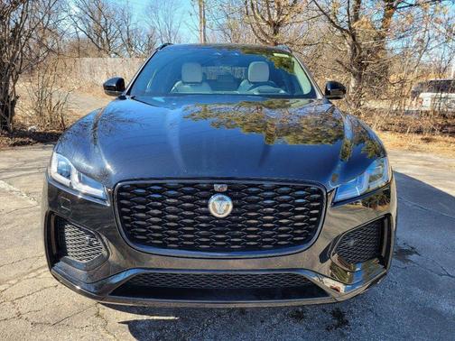 Santorini Black 2026 Jaguar F-PACE P250 R-Dynamic S
