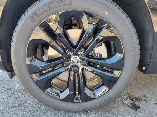 Santorini Black 2026 Jaguar F-PACE P250 R-Dynamic S
