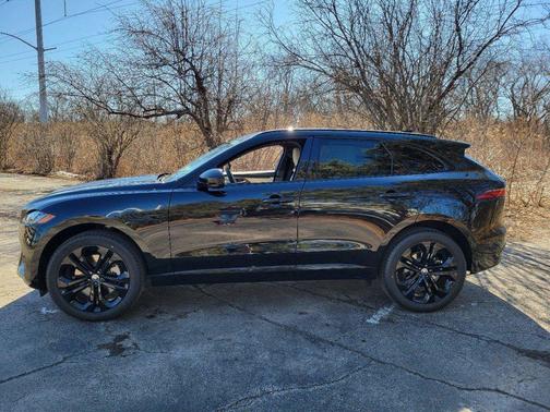 Santorini Black 2026 Jaguar F-PACE P250 R-Dynamic S