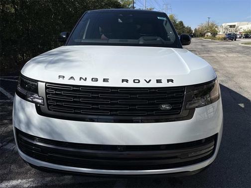 2025 Land Rover Range Rover P400 SE