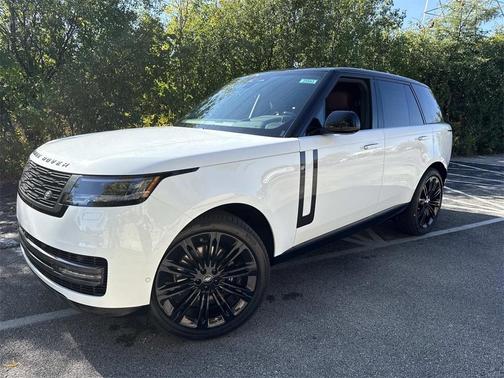 2025 Land Rover Range Rover P400 SE