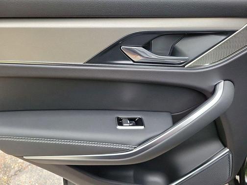 Santorini Black 2025 Jaguar F-PACE P400 R-Dynamic S