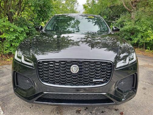 Santorini Black 2025 Jaguar F-PACE P400 R-Dynamic S