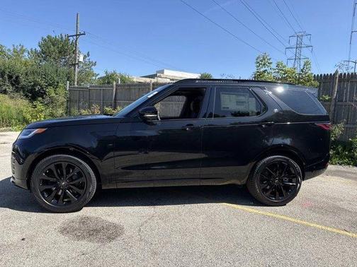 Santorini Black 2026 Land Rover Discovery