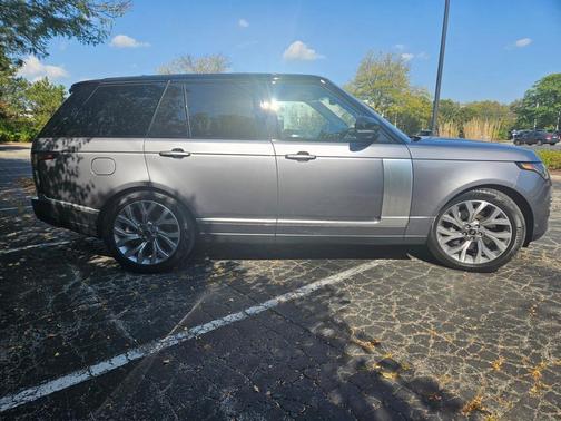 2022 Land Rover Range Rover P525 HSE Westminster