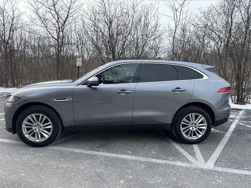 2020 Jaguar F-PACE 25t Prestige