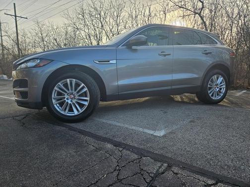 2020 Jaguar F-PACE 25t Prestige