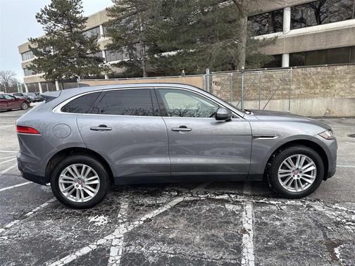 2020 Jaguar F-PACE 25t Prestige