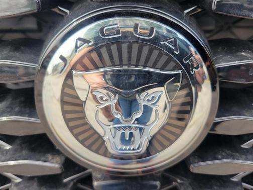 2026 Jaguar F-PACE P250 R-Dynamic S