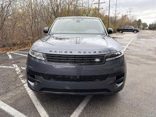 2025 Land Rover Range Rover Sport P360 SE