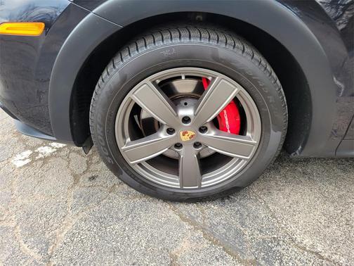 2021 Porsche Cayenne GTS