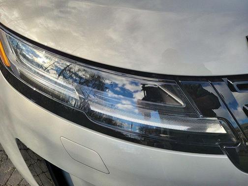 2025 Land Rover Range Rover Evoque Core S