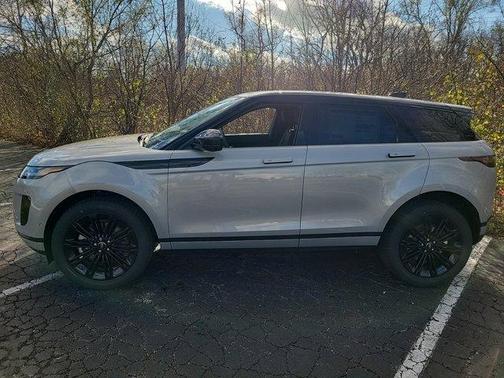 2025 Land Rover Range Rover Evoque Core S