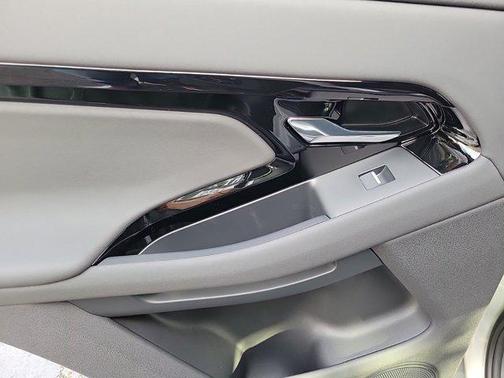 2025 Land Rover Range Rover Evoque Core S